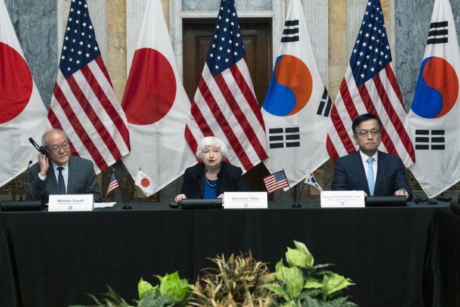 日美韩三国财长举行会谈 讨论金融市场动向等问题_高清图集