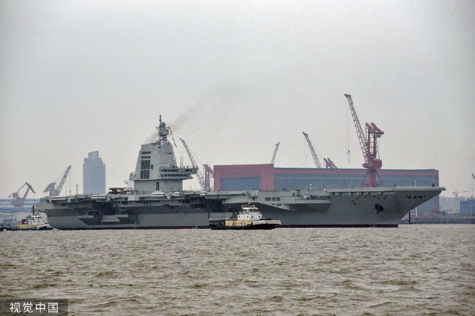 中国海军福建舰出海开展首次航行试验_高清图集