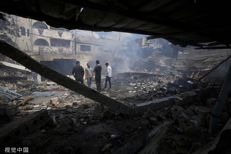 以军轰炸加沙难民营至少40人死亡_高清图集