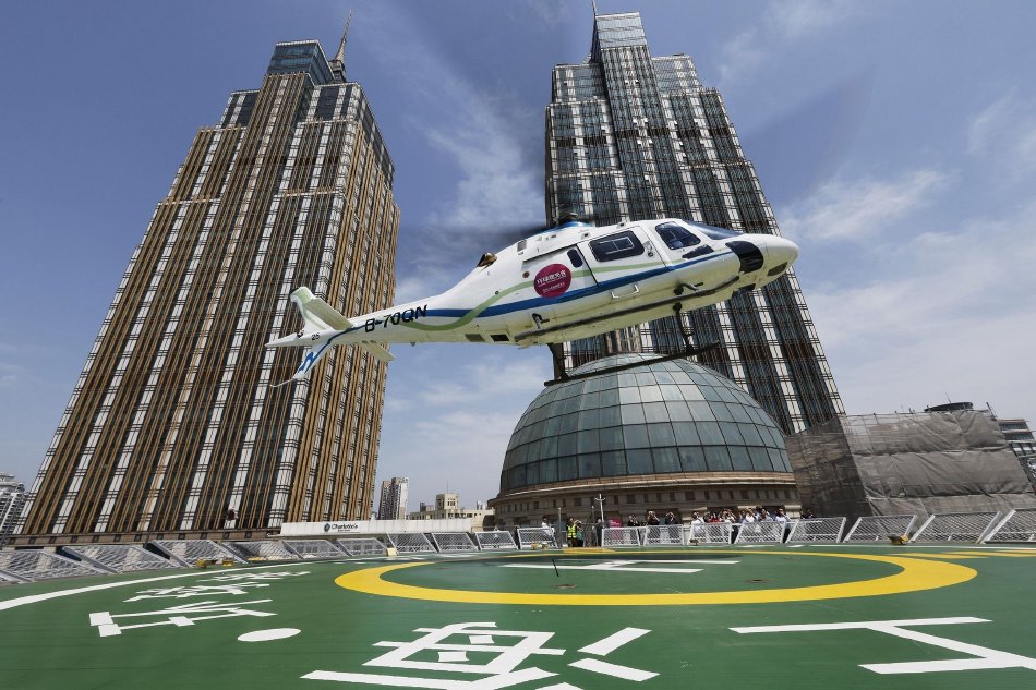 上海中心城区首条定制化低空观光航线启航_高清图集
