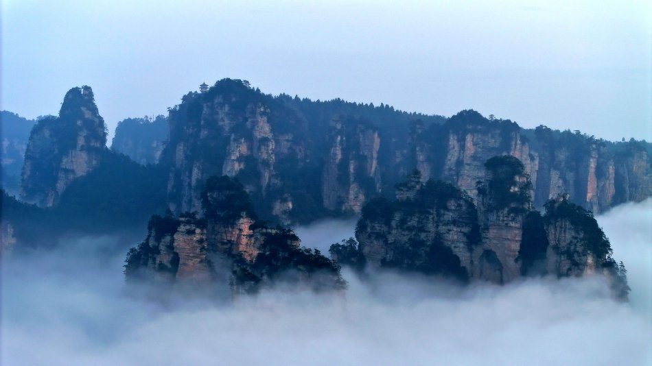 湖南张家界国家森林公园云海翻涌_高清图集