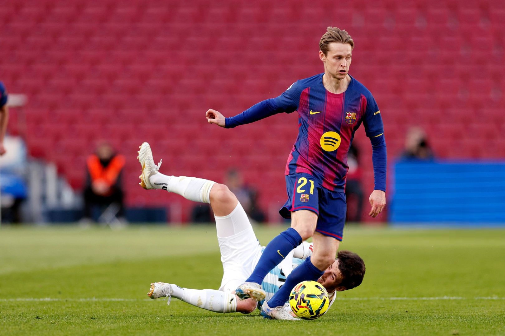 3-0！西甲一夜排名再变，巴萨夺回榜首！积分榜如下：前二只差1分- 体育世界- 英国海外新闻-  英国海外生活网-英国华人网络社区平台英格兰England生活网